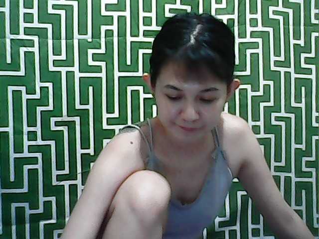 Live sex webcam photo for xxslimhotlady #276880568