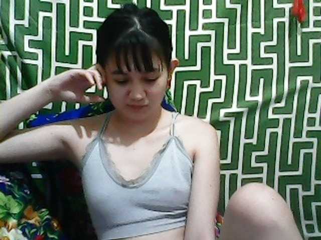 Live sex webcam photo for xxslimhotlady #277049970