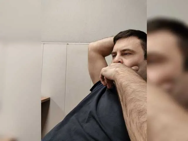 Live sex webcam photo for xxx-Jane-xxx #276746850