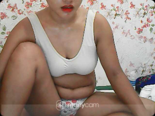 Live sex webcam photo for xxxOprincess #273604214