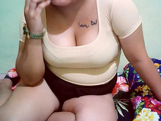 Live sex webcam photo for xxxOprincess #274200187