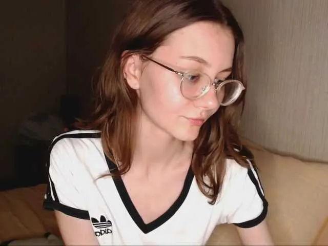 Live sex webcam photo for xxxbonnieblue #273993318