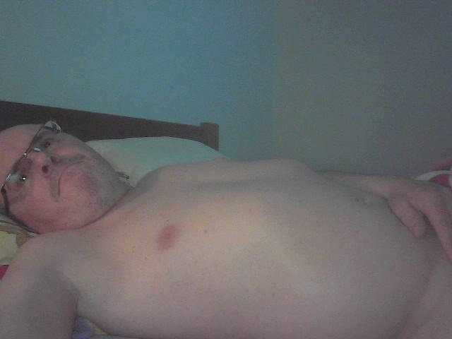 Live sex webcam photo for xxxmausse #273209209