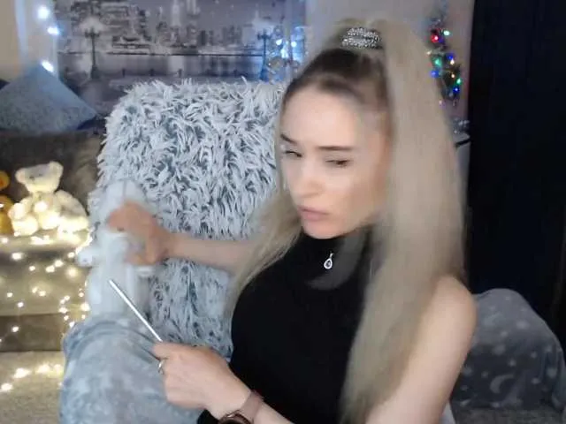 Live sex webcam photo for xyliganka777 #271703441