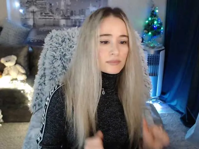Live sex webcam photo for xyliganka777 #271767954