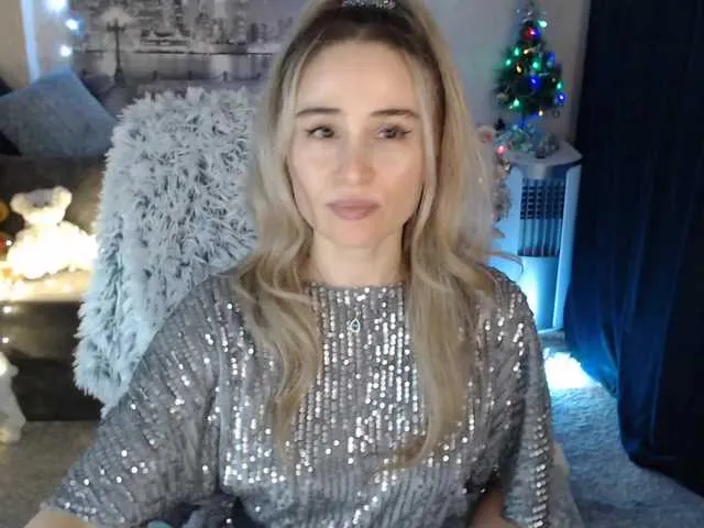 Live sex webcam photo for xyliganka777 #271868419