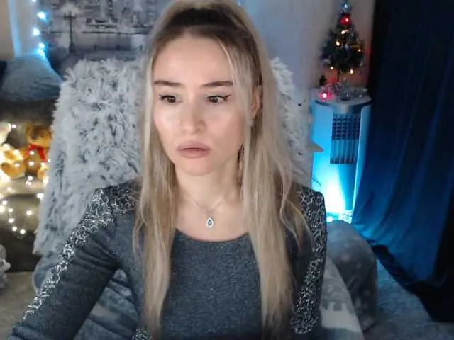 Live sex webcam photo for xyliganka777 #271926562