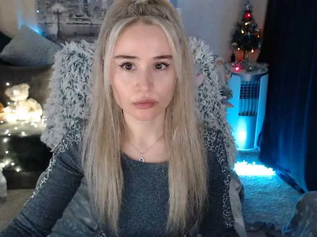 Live sex webcam photo for xyliganka777 #272000201