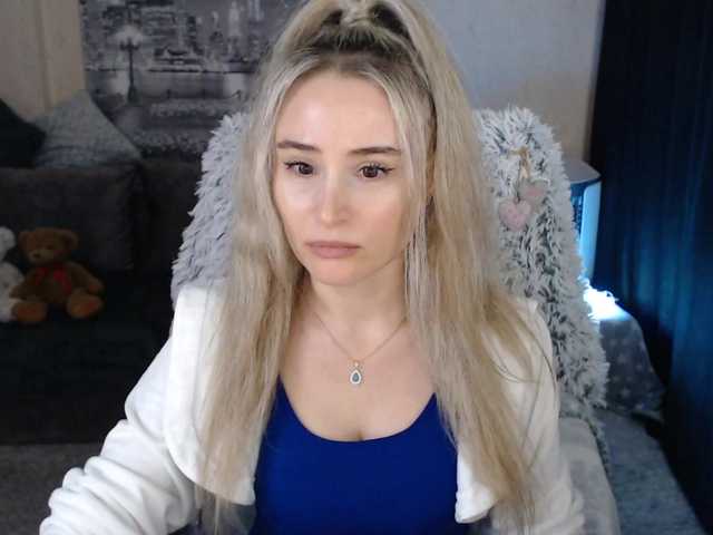 Live sex webcam photo for xyliganka777 #272392504