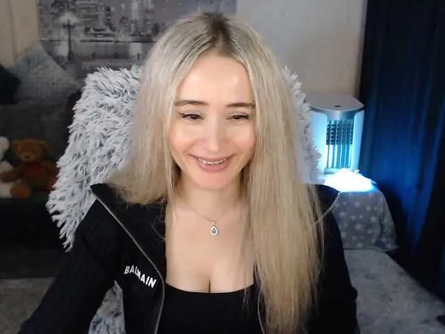 Live sex webcam photo for xyliganka777 #272456490