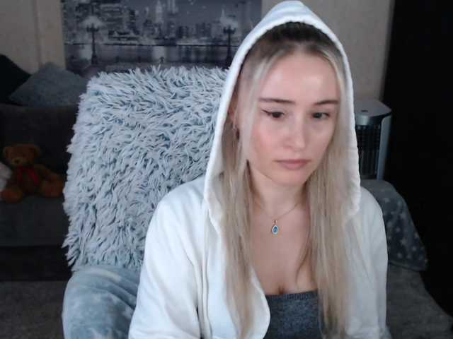 Live sex webcam photo for xyliganka777 #272648973