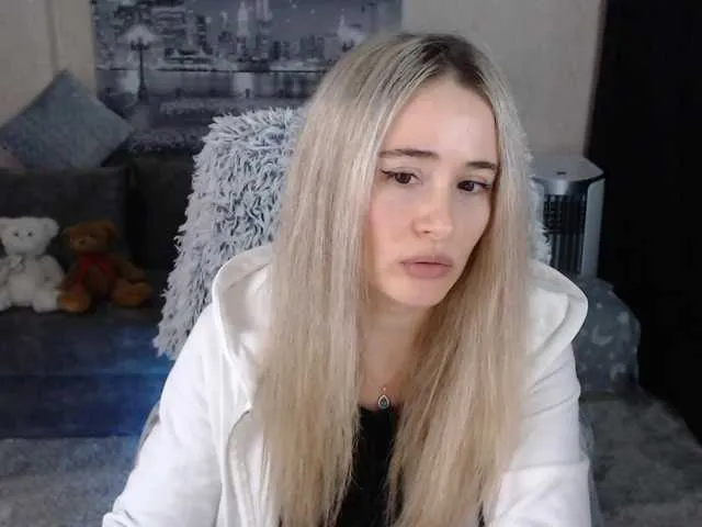 Live sex webcam photo for xyliganka777 #272691290