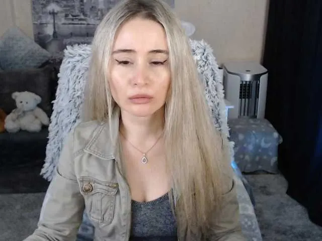 Live sex webcam photo for xyliganka777 #272783406