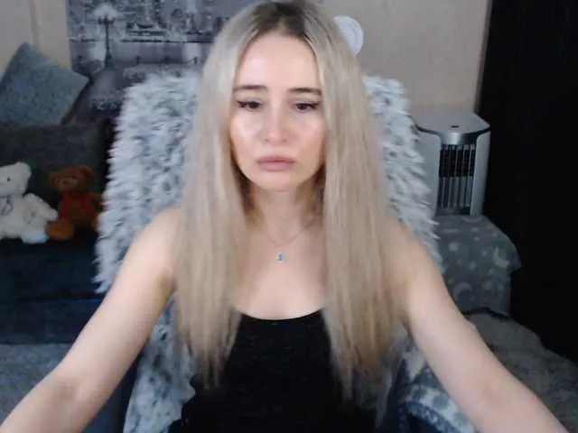 Live sex webcam photo for xyliganka777 #272858134