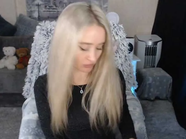 Live sex webcam photo for xyliganka777 #273017603