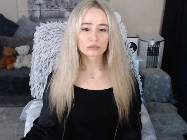 Live sex webcam photo for xyliganka777 #273079058