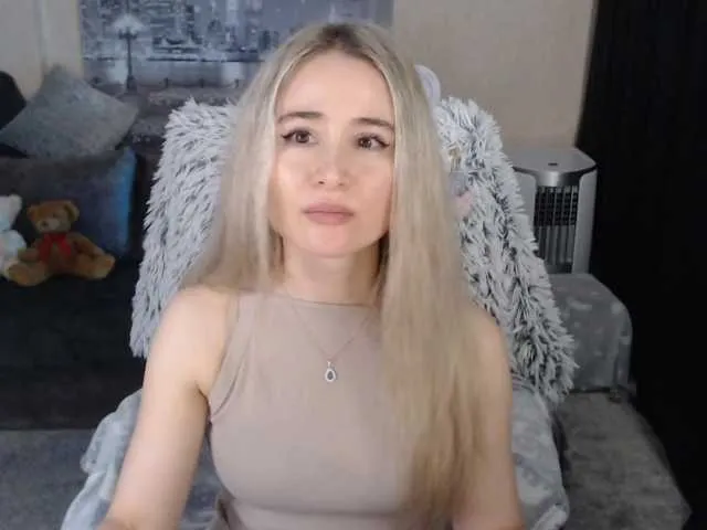 Live sex webcam photo for xyliganka777 #273257214