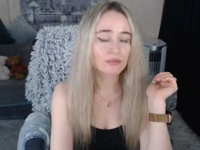 Live sex webcam photo for xyliganka777 #273422133