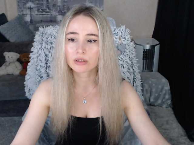 Live sex webcam photo for xyliganka777 #273498234