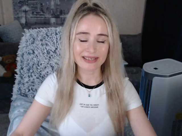 Live sex webcam photo for xyliganka777 #273925839