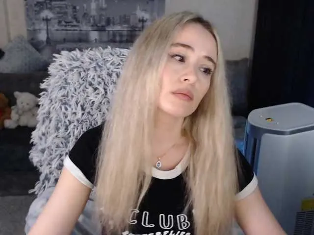 Live sex webcam photo for xyliganka777 #274016125