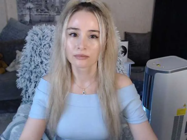 Live sex webcam photo for xyliganka777 #274296264