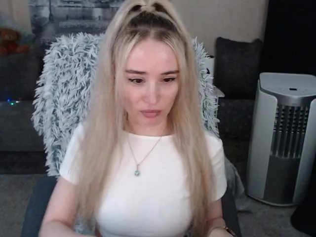 Live sex webcam photo for xyliganka777 #276016751