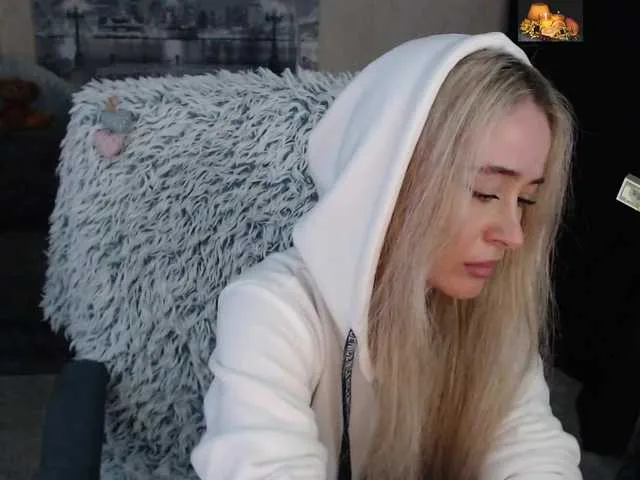 Live sex webcam photo for xyliganka777 #276296362