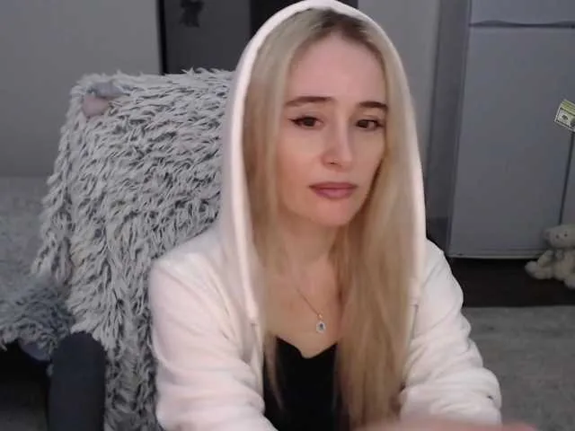 Live sex webcam photo for xyliganka777 #276345594