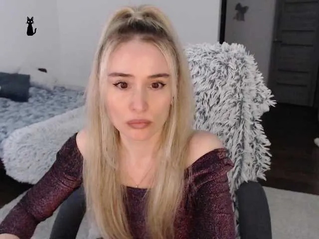 Live sex webcam photo for xyliganka777 #276443865