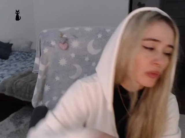 Live sex webcam photo for xyliganka777 #276478865