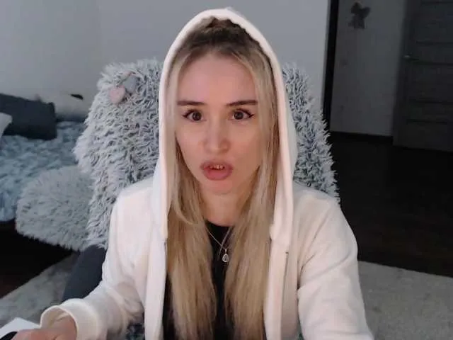 Live sex webcam photo for xyliganka777 #276486388