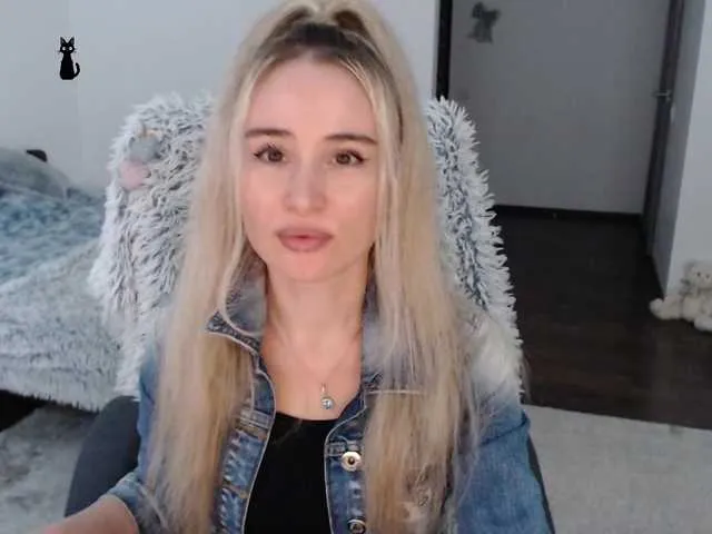 Live sex webcam photo for xyliganka777 #276499468