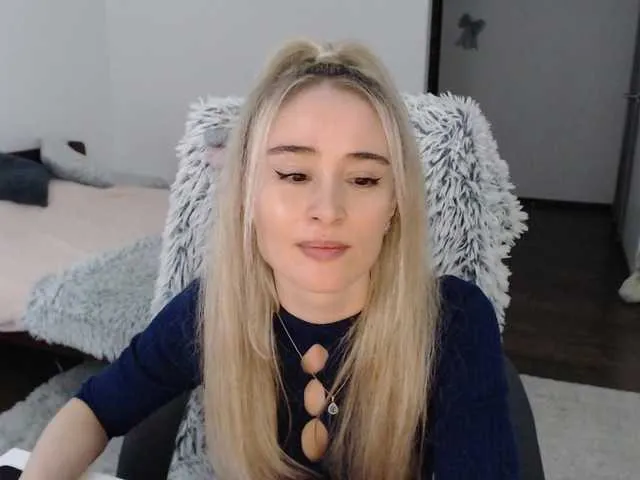 Live sex webcam photo for xyliganka777 #276644530