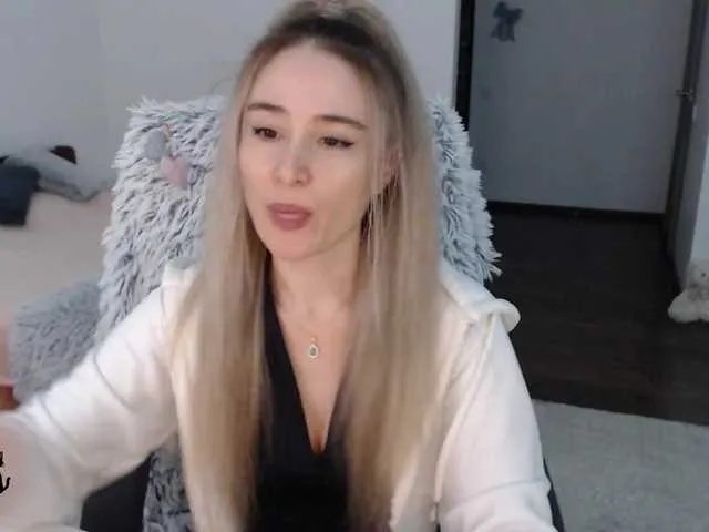 Live sex webcam photo for xyliganka777 #276679990