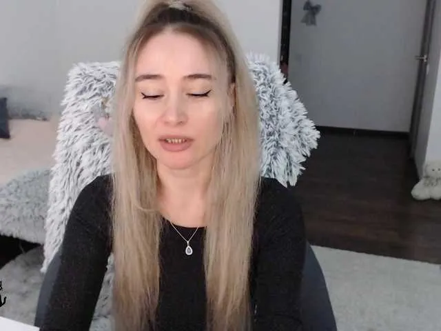 Live sex webcam photo for xyliganka777 #276687377