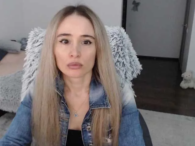 Live sex webcam photo for xyliganka777 #276721454