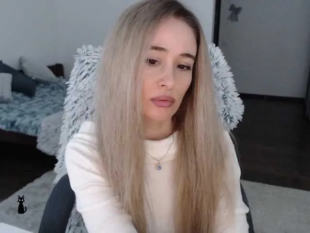 Live sex webcam photo for xyliganka777 #276820981