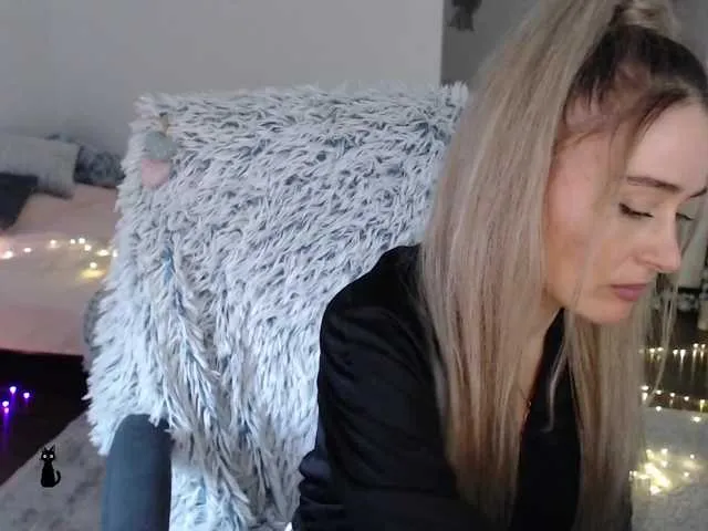 Live sex webcam photo for xyliganka777 #276927353