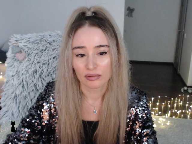 Live sex webcam photo for xyliganka777 #276932394