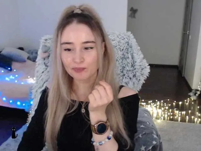 Live sex webcam photo for xyliganka777 #276958713