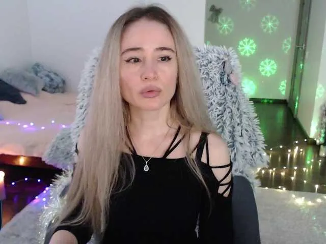 Live sex webcam photo for xyliganka777 #277008071