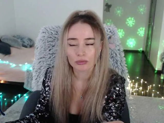 Live sex webcam photo for xyliganka777 #277020515