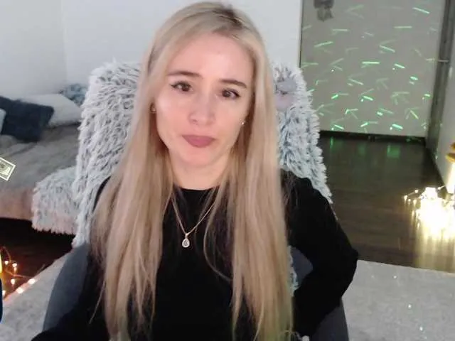 Live sex webcam photo for xyliganka777 #277226476