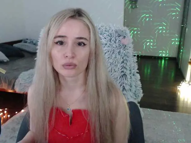 Live sex webcam photo for xyliganka777 #277288416