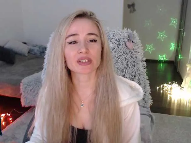 Live sex webcam photo for xyliganka777 #277337265