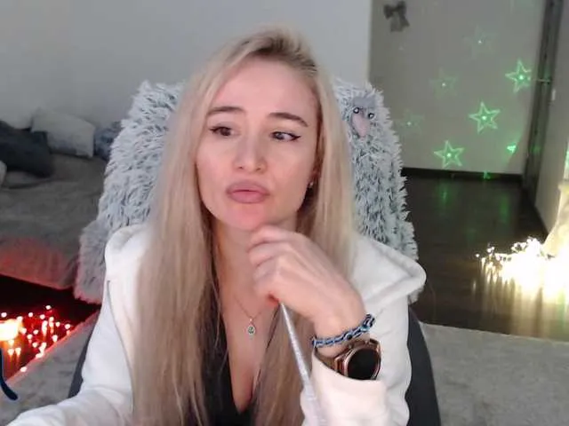 Live sex webcam photo for xyliganka777 #277370710