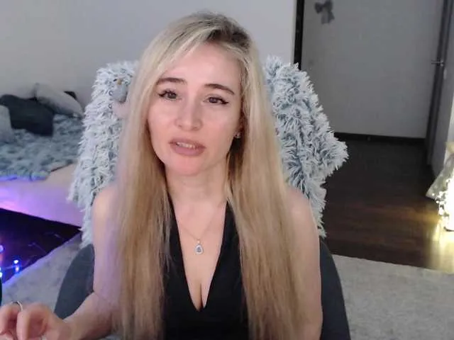 Live sex webcam photo for xyliganka777 #277617965