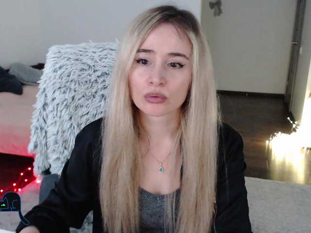 Live sex webcam photo for xyliganka777 #277949383