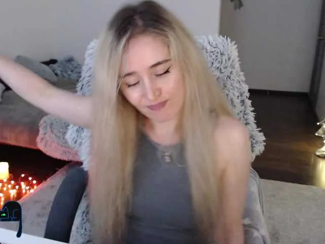 Live sex webcam photo for xyliganka777 #278022172